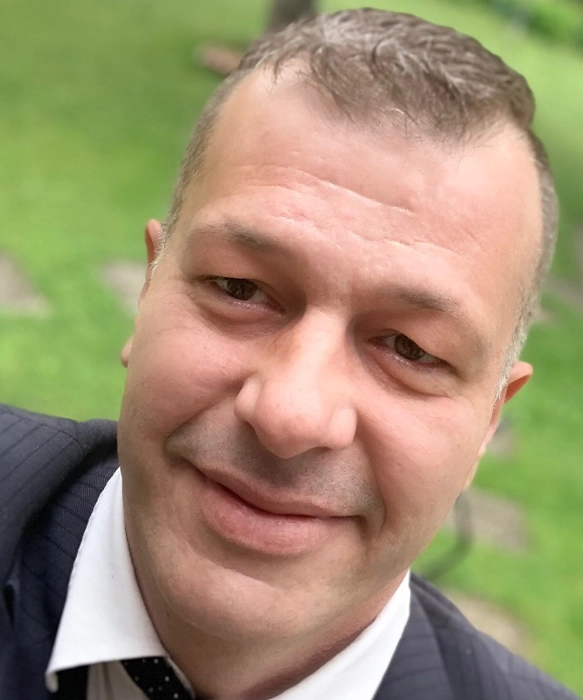 Stefan im Anzug Stefan im Anzug